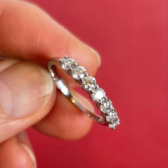 GH Color 7 Stone 3mm Moissanite 925 Sterling Silver Ring Sz 7.5 - Picture 4 of 6